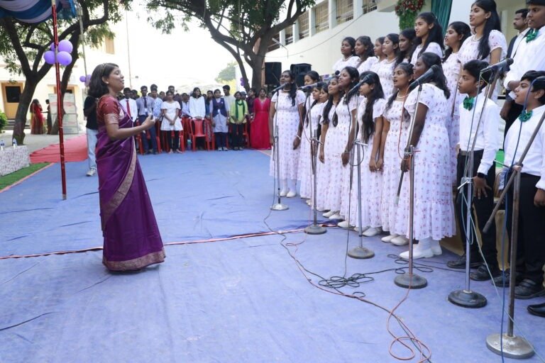 CBSE smart class schools in Madurai